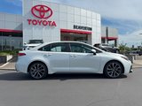 Used 2020 Toyota Corolla SE image 2