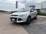 Used 2015 Ford Escape SE w/ Equipment Group 201A image 4