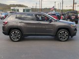 Used 2022 Jeep Compass Limited image 2