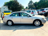 Used 2009 Lincoln MKZ image 2