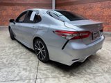 Used 2018 Toyota Camry SE image 3