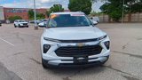 Used 2024 Chevrolet TrailBlazer LT image 3