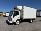 Used 2018 Isuzu NPR image 3