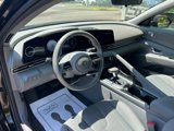 Used 2023 Hyundai Elantra SEL w/ Convenience Package image 3