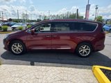 Used 2020 Chrysler Pacifica Touring-L w/ Tire & Wheel Group image 4