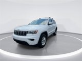 Used 2019 Jeep Grand Cherokee Laredo image 4