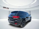 Used 2021 Jeep Grand Cherokee Laredo X image 3