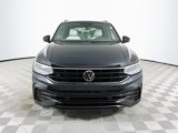 Used 2022 Volkswagen Tiguan SE R-Line image 2