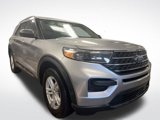Used 2022 Ford Explorer XLT image 3