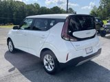 Used 2025 Kia Soul LX w/ LX Technology Package image 5