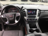 Used 2017 GMC Yukon XL SLE image 6