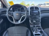 Used 2023 Chevrolet Malibu LT image 3