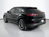 Certified 2023 Porsche Cayenne Coupe image 3