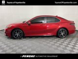 Used 2024 Toyota Camry SE image 2
