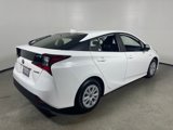 Certified 2019 Toyota Prius L Eco image 3