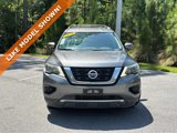 Used 2020 Nissan Pathfinder S image 3