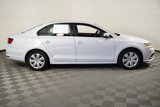 Used 2017 Volkswagen Jetta S image 2