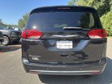 Used 2018 Chrysler Pacifica Touring-L image 6