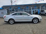 Used 2015 Ford Taurus SEL image 2