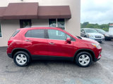 Used 2018 Chevrolet Trax LT w/ LT Convenience Package image 4