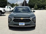 New 2025 Chevrolet Trax LT w/ LT Convenience Package image 2