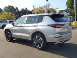 Used 2023 Mitsubishi Outlander SE image 4