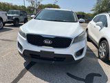 Used 2016 Kia Sorento LX w/ LX Convenience Package image 4