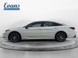 Used 2020 Toyota Avalon XSE image 2