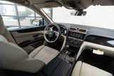 Certified 2021 Bentley Bentayga image 2