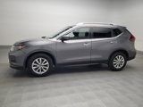 Used 2019 Nissan Rogue SV image 2