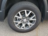 Used 2023 GMC Acadia SLE w/ Driver Convenience Package image 5