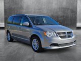 Used 2016 Dodge Grand Caravan SXT image 3