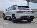 Used 2024 Porsche Macan image 3