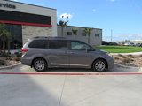 Used 2020 Toyota Sienna image 2