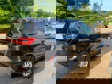 Used 2023 Chrysler Pacifica Touring-L image 4