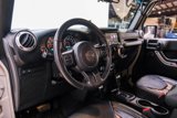 Used 2018 Jeep Wrangler Unlimited Rubicon w/ Connectivity Group image 3