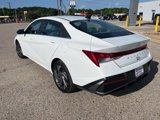Used 2025 Hyundai Elantra SEL image 4
