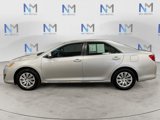 Used 2014 Toyota Camry SE image 2