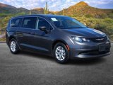 Used 2022 Chrysler Voyager LX image 2