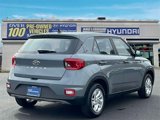 Certified 2022 Hyundai Venue SE image 6