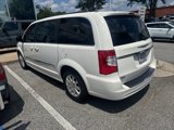 Used 2013 Chrysler Town & Country Touring image 4