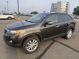 Used 2011 Kia Sorento EX w/ Premium Pkg image 2