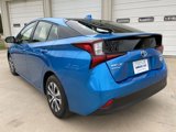 Used 2021 Toyota Prius LE image 5