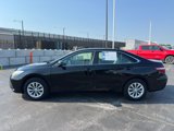 Used 2017 Toyota Camry LE image 3