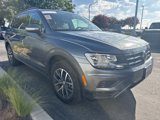Used 2019 Volkswagen Tiguan SE w/ Panoramic Sunroof Package image 4