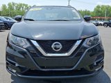Used 2021 Nissan Rogue Sport SV image 2