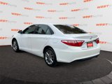 Used 2017 Toyota Camry SE image 3