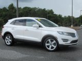 Used 2018 Lincoln MKC Premiere image 2