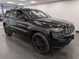 Used 2020 Jeep Grand Cherokee Altitude image 3