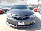 Used 2014 Toyota Camry SE image 2